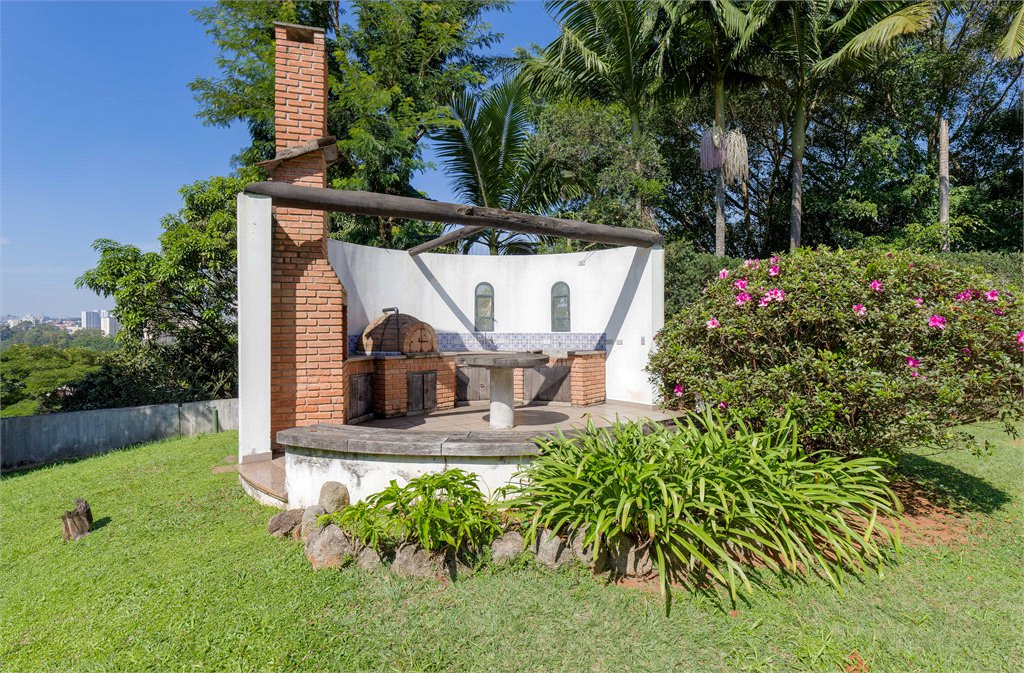 Casa à venda com 5 suítes no condomínio Chácara Flora, São Paulo - SP