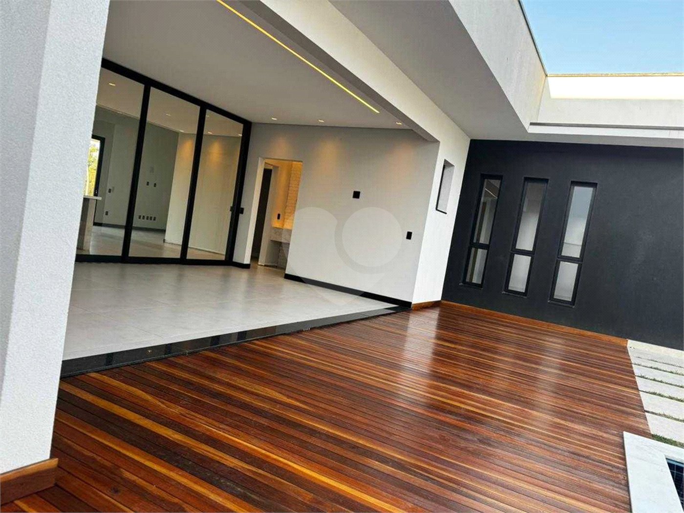 Casa para alugar com 3 suítes no condomínio Alphaville Nova Esplanada 4, Votorantim - SP