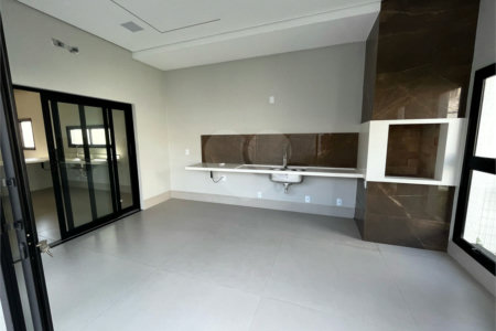 Casa à venda com 4 suítes no condomínio Florais do Parque, Cuiabá - MT