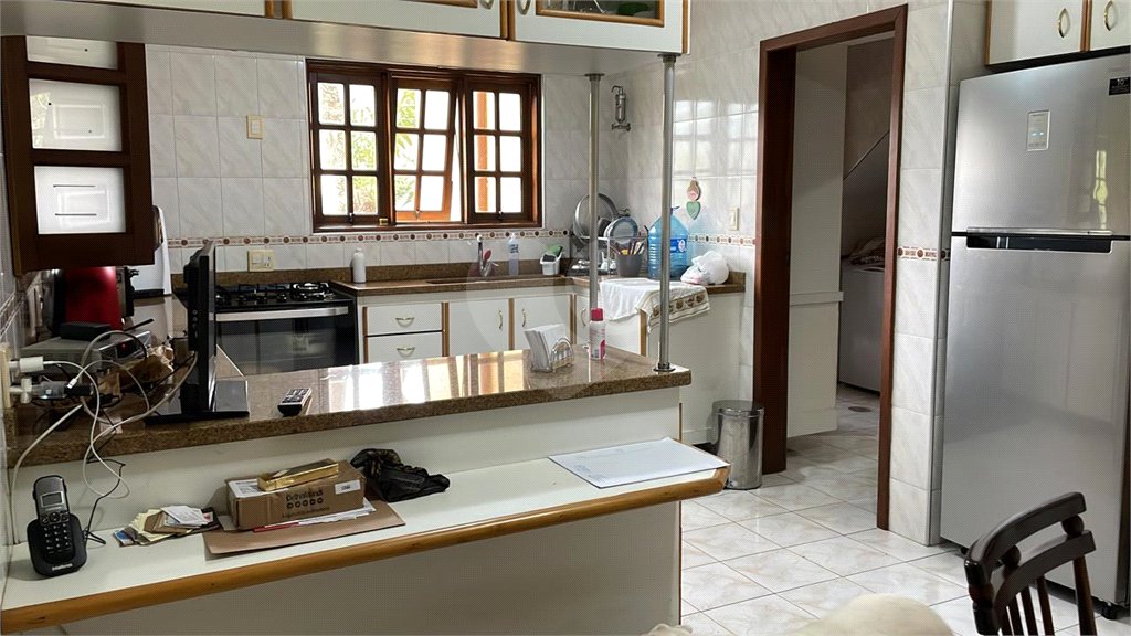 Casa à venda ou para alugar com 3 suítes no condomínio Alpes da Cantareira, Mairiporã - SP