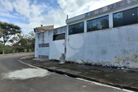 Casa à venda com 2 quartos, sendo 1 suíte, em Jardim Portal do Itavuvu, Sorocaba, SP