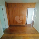 Apartamento na Saúde - 2 quartos com 1 suíte, varanda e 2 vagas