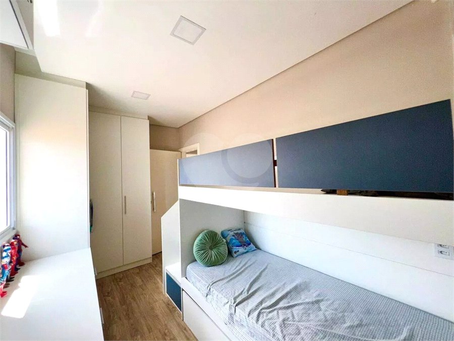 Sobrado à venda com 3 quartos, sendo 1 suíte,  em Residencial Jardim Nathália, Sorocaba, SP