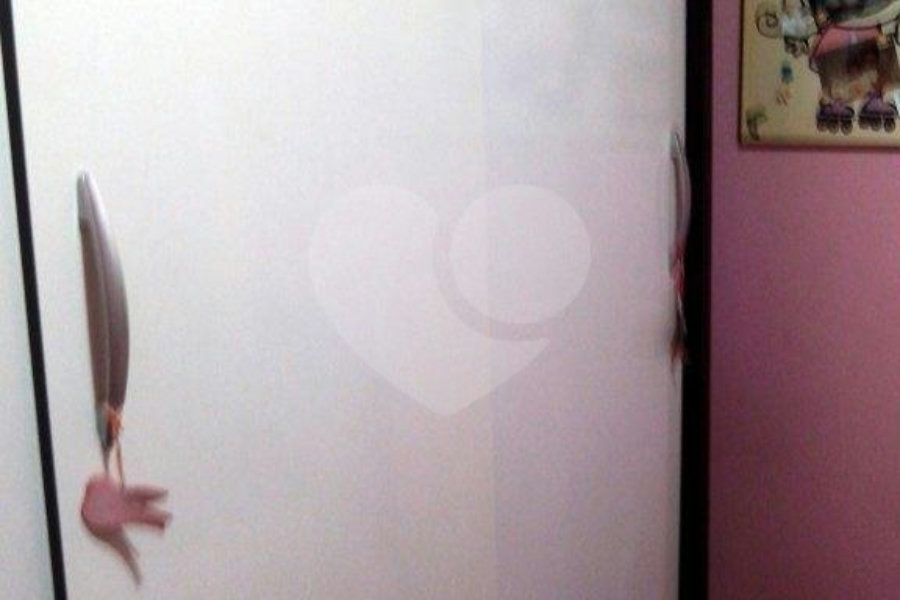 Sobrado à venda com 3 quartos, sendo 1 suíte, em Vila Paiva, São Paulo, SP