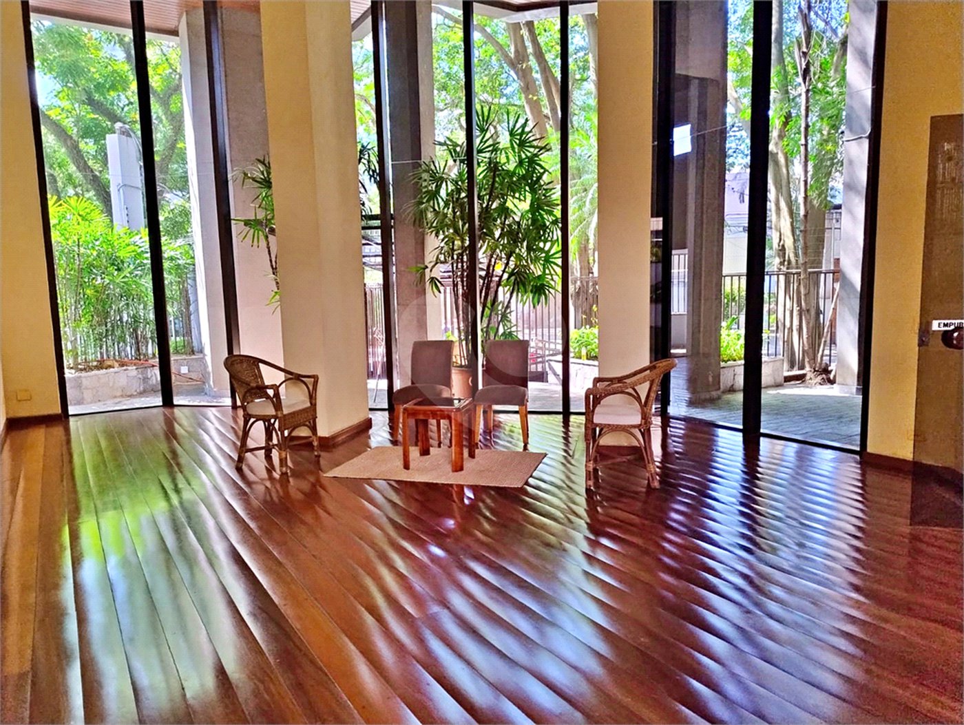 Apartamento à venda com 4 quartos, sendo 2 suítes,  em Indianópolis, São Paulo, SP