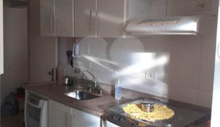 Apartamento à venda com 3 quartos, sendo 1 suíte, em Campo Belo, São Paulo, SP