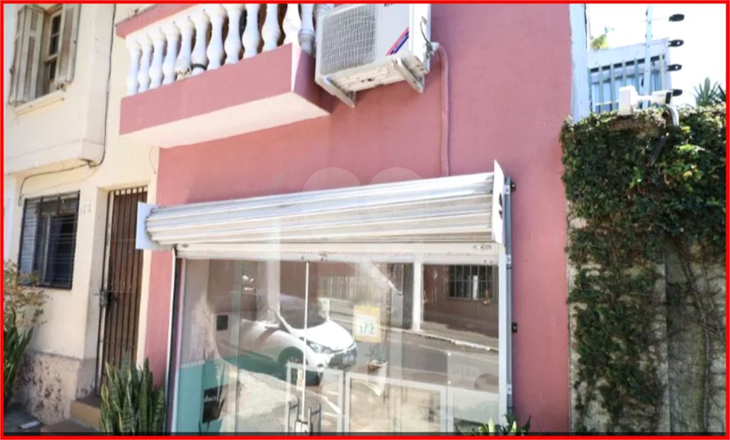 Sobrado à venda com 2 quartos, sendo 1 suíte,  em Água Branca, São Paulo, SP