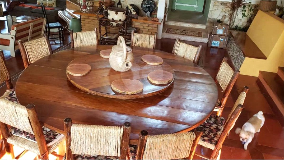 Sítio à venda com 6 quartos, sendo 5 suítes, em Dos Mimis, Piracaia, SP
