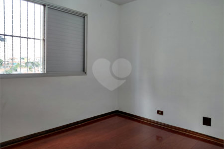Apartamento à venda com 3 quartos, sendo 1 suíte, em Santa Teresinha, São Paulo, SP