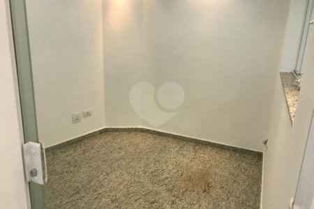 Sobrado à venda com 5 quartos, sendo 4 suítes, em Jardim Franca, São Paulo, SP