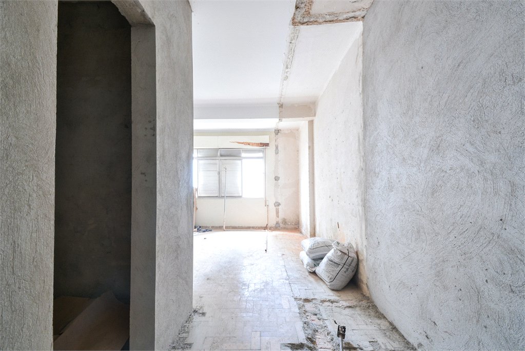 Apartamento à venda com 4 quartos, sendo 3 suítes, em Consolação, São Paulo, SP
