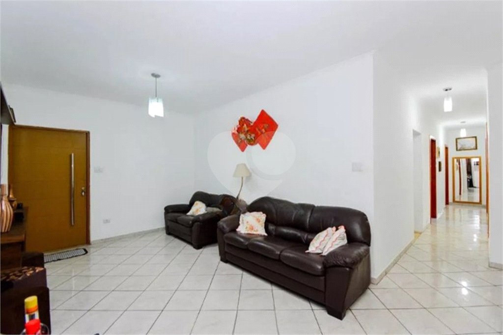 Casa à venda com 3 quartos, sendo 1 suíte,  em Jardim Aida, Guarulhos, SP