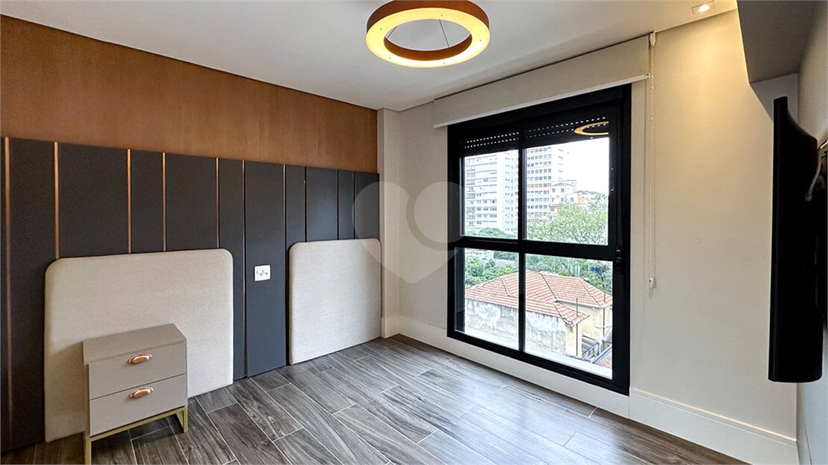 Apartamento à venda ou para alugar com 2 suítes em Cerqueira César, São Paulo, SP