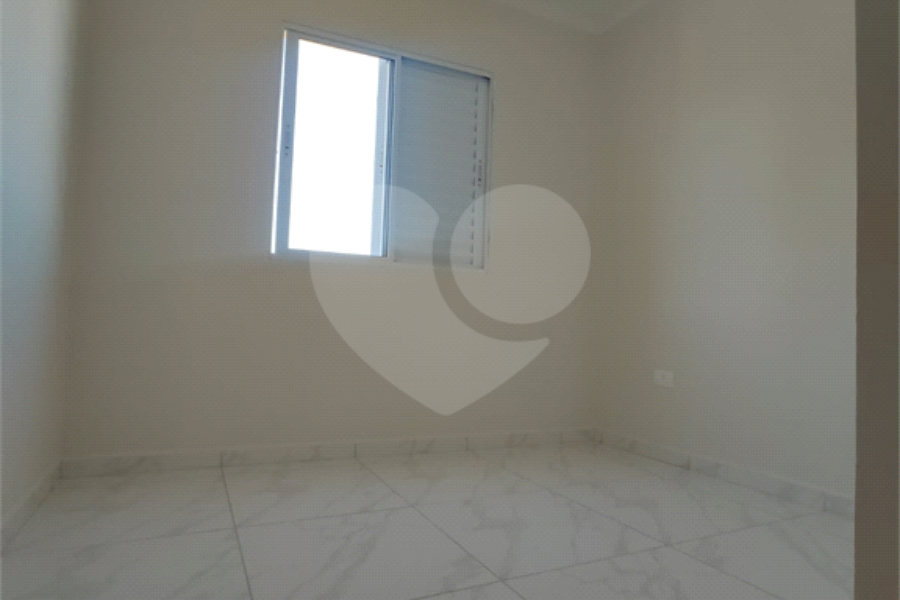Casa à venda com 2 quartos no condomínio Ari Gomes, São Paulo - SP