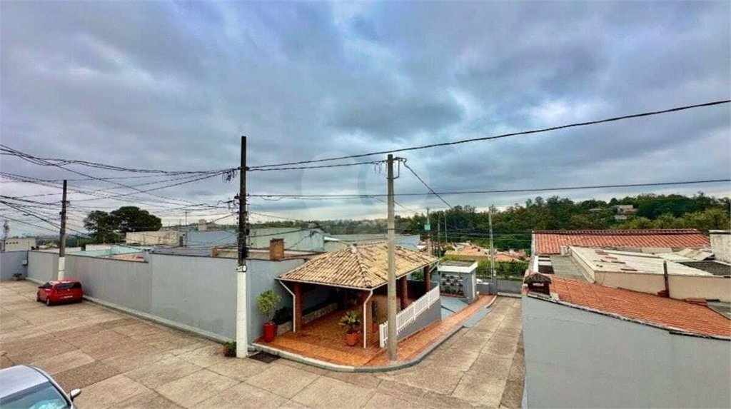 Casa à venda com 3 quartos, sendo 1 suíte, no condomínio San Siro, Jundiaí - SP