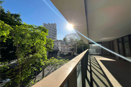 Apartamento à venda com 4 suítes em Sumaré, São Paulo, SP