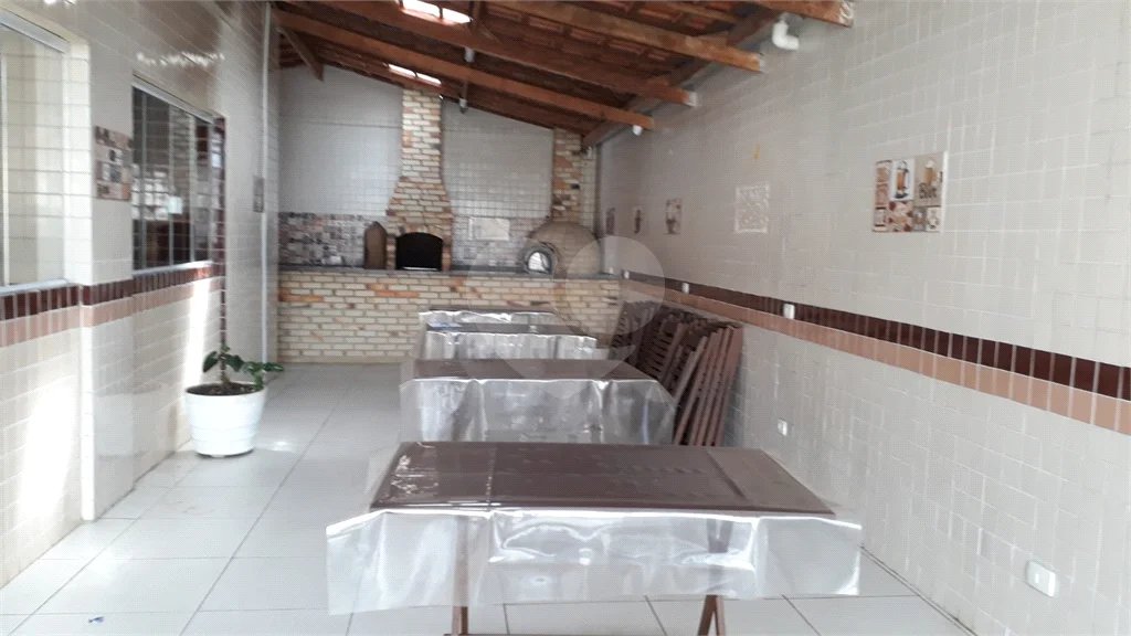 Apartamento à venda com 2 quartos, sendo 1 suíte, em Caiçara, Praia Grande, SP