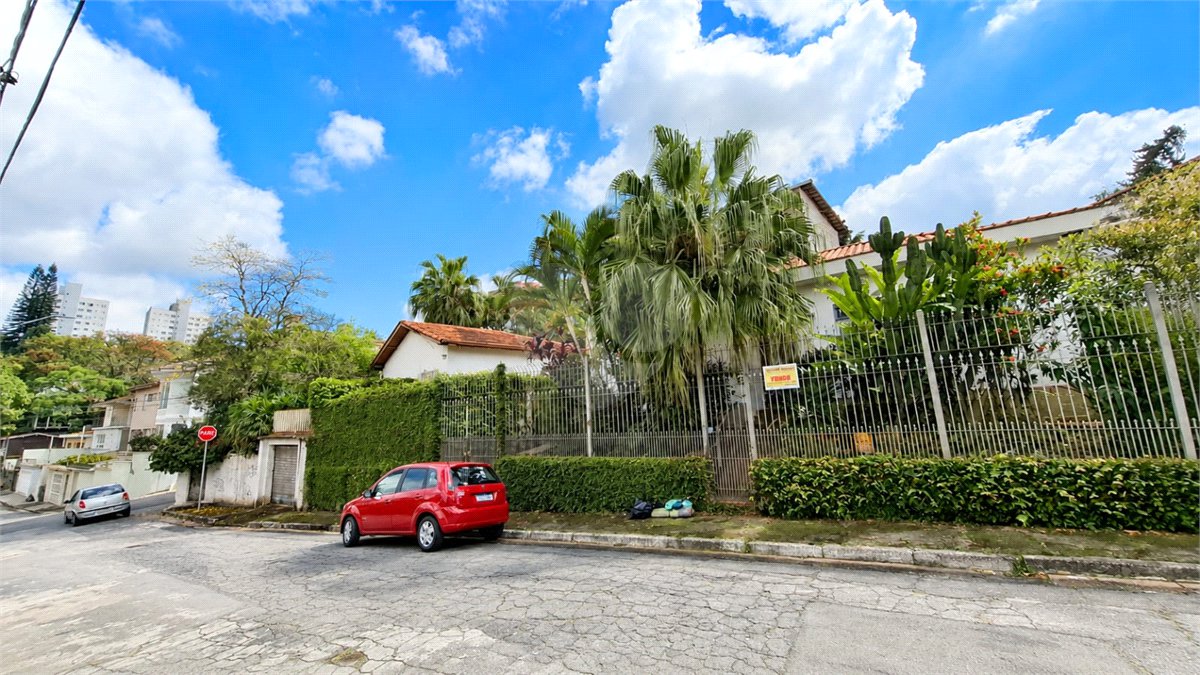 Casa Térrea à venda com 3 quartos, sendo 2 suítes, em Vila Albertina, São Paulo, SP
