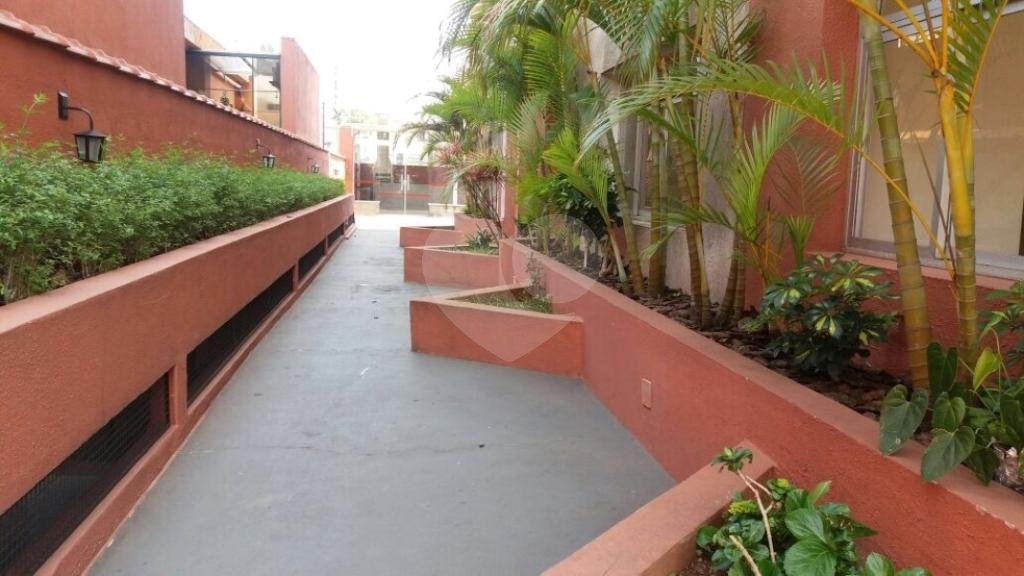 Apartamento à venda com 2 quartos em Vila Erna, São Paulo, SP