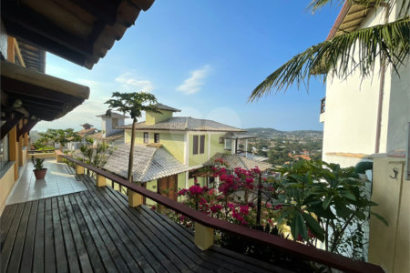 Casa em condomínio à venda com 4 suítes em Albatroz, Armação dos Búzios, RJ