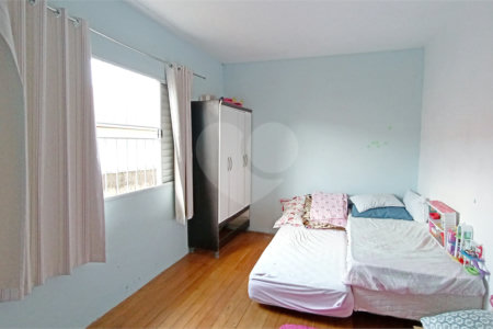 Casa à venda com 3 quartos, sendo 1 suíte,  no Centro, Vinhedo, SP