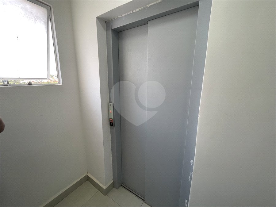Apartamento à venda com 2 quartos em Vila Regina, Itapetininga, SP