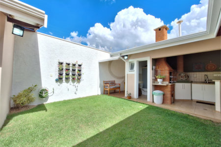 Casa à venda com 3 suítes no condomínio Residencial Villa Di Treviso, Vinhedo - SP