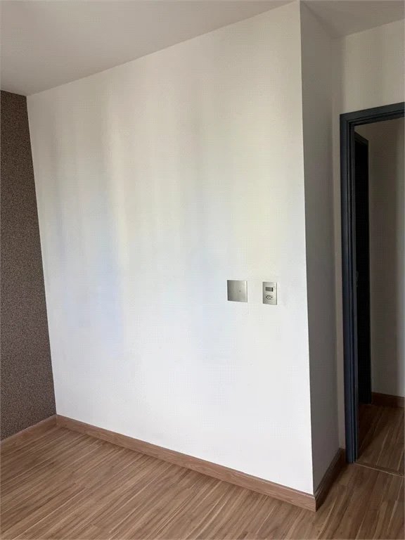 Apartamento à venda com 3 quartos, sendo 1 suíte,  em Jaguaré, São Paulo, SP