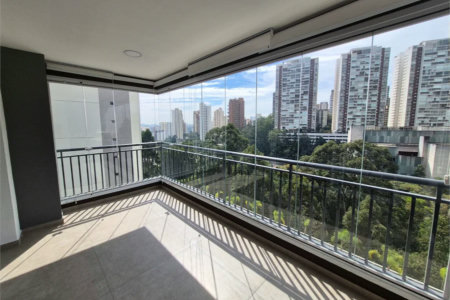 Apartamento à venda com 4 quartos, sendo 2 suítes,  em Jardim Vazani, São Paulo, SP