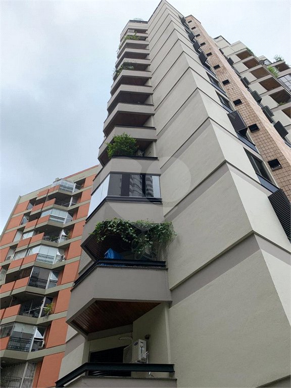 Apartamento à venda com 4 quartos, sendo 2 suítes, em Real Parque, São Paulo, SP
