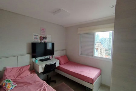 Apartamento Residencial à venda, Gonzaga, Santos - AP0695.