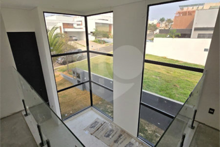 Casa à venda com 4 quartos, sendo 3 suítes, no condomínio Alphaville Nova Esplanada 4, Votorantim - SP