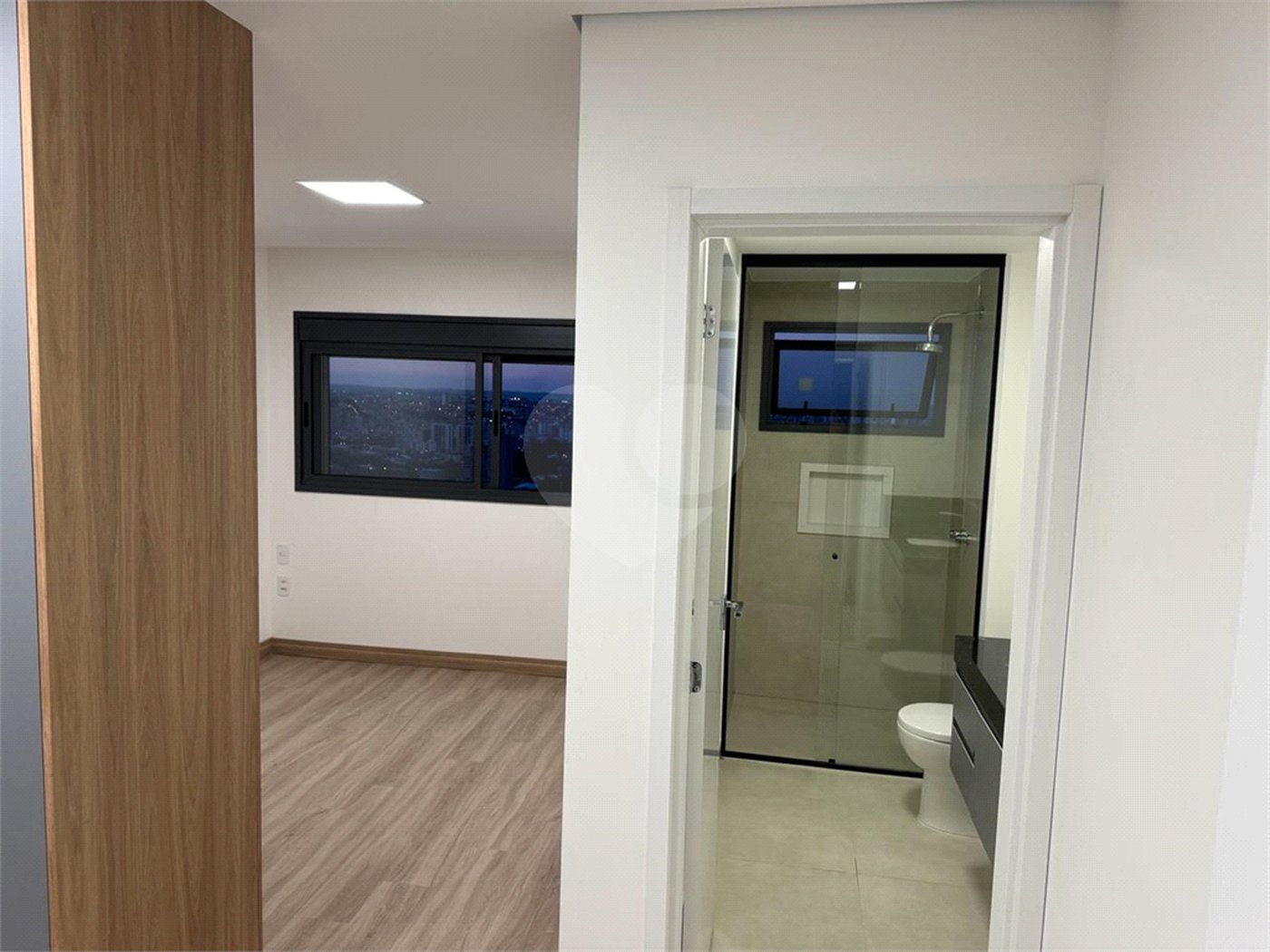 Apartamento à venda com 3 suítes em Parque Campolim, Sorocaba, SP