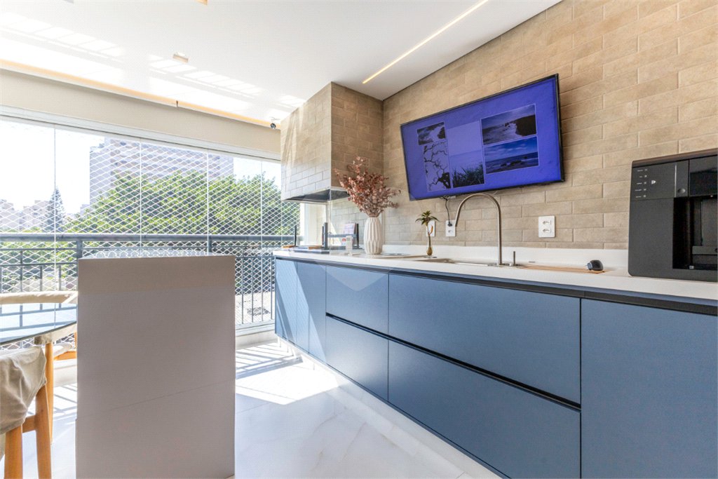 Apartamento à venda com 3 suítes em Indianópolis, São Paulo, SP