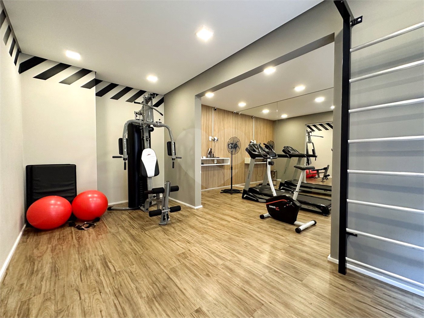 Apartamento à venda com 1 quarto em Barra Funda, São Paulo, SP