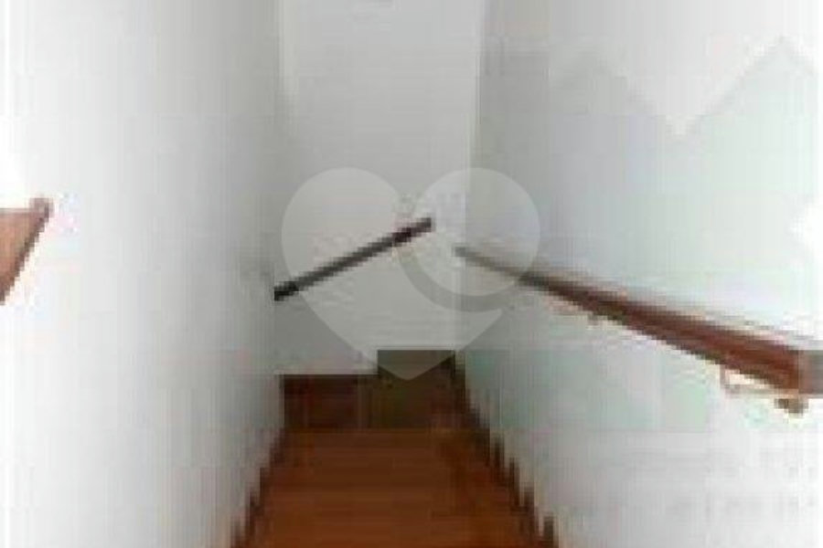 Sobrado à venda com 3 quartos, sendo 1 suíte, em Parada Inglesa, São Paulo, SP