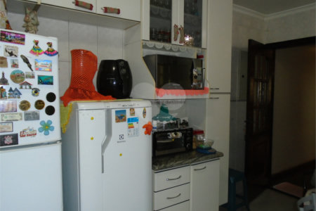 Sobrado à venda com 3 quartos, sendo 1 suíte,  em Santo Amaro, São Paulo, SP