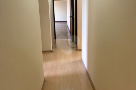 Apartamento à venda com 3 quartos, sendo 1 suíte,  no Centro, Sorocaba, SP