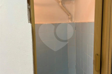 Sobrado à venda com 5 quartos, sendo 2 suítes, em Vila Universitária, São Paulo, SP
