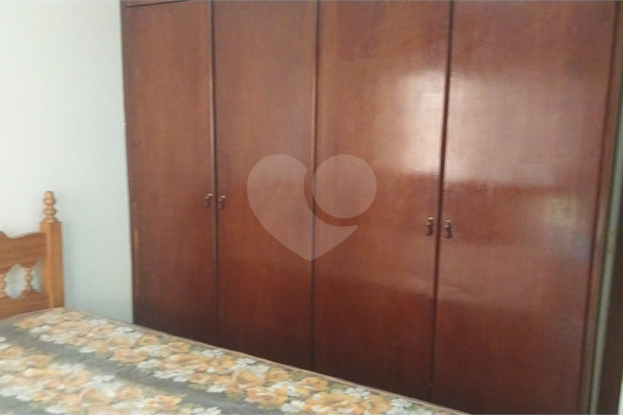 Apartamento à venda com 4 quartos, sendo 2 suítes, em Tombo, Guarujá, SP