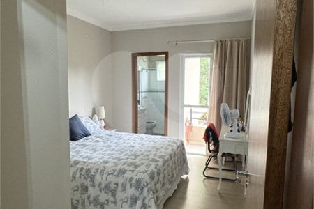 Casa à venda com 3 suítes no condomínio Residencial Delle Stelle, Louveira - SP