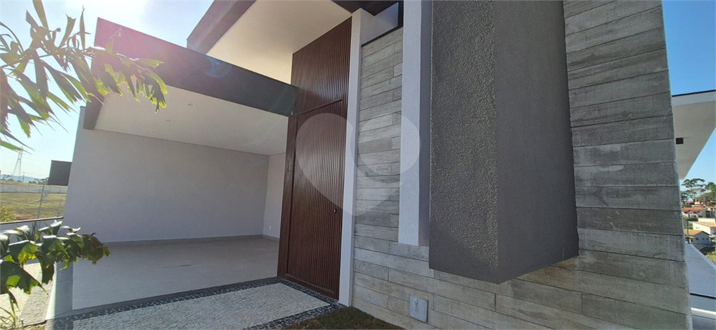Casa à venda com 4 suítes no condomínio Portal San Giovanni, Itatiba - SP