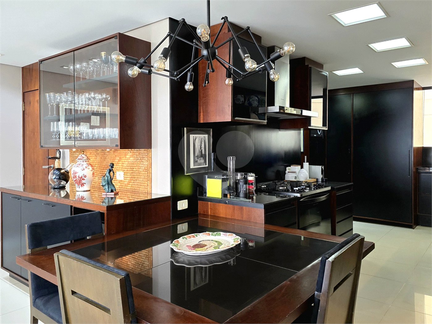 Apartamento à venda com 2 quartos, sendo 1 suíte, em Paraíso, São Paulo, SP