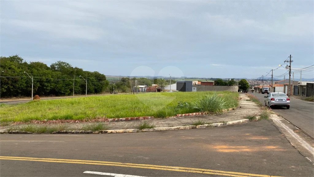 Quadra à venda na av. Rio das Pedras com 3.444 m² divido em 13 lotes bairro Altos do Taquaral