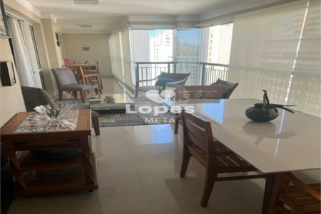 Apartamento à venda com 3 suítes em Altos do Esplanada, São José dos Campos, SP