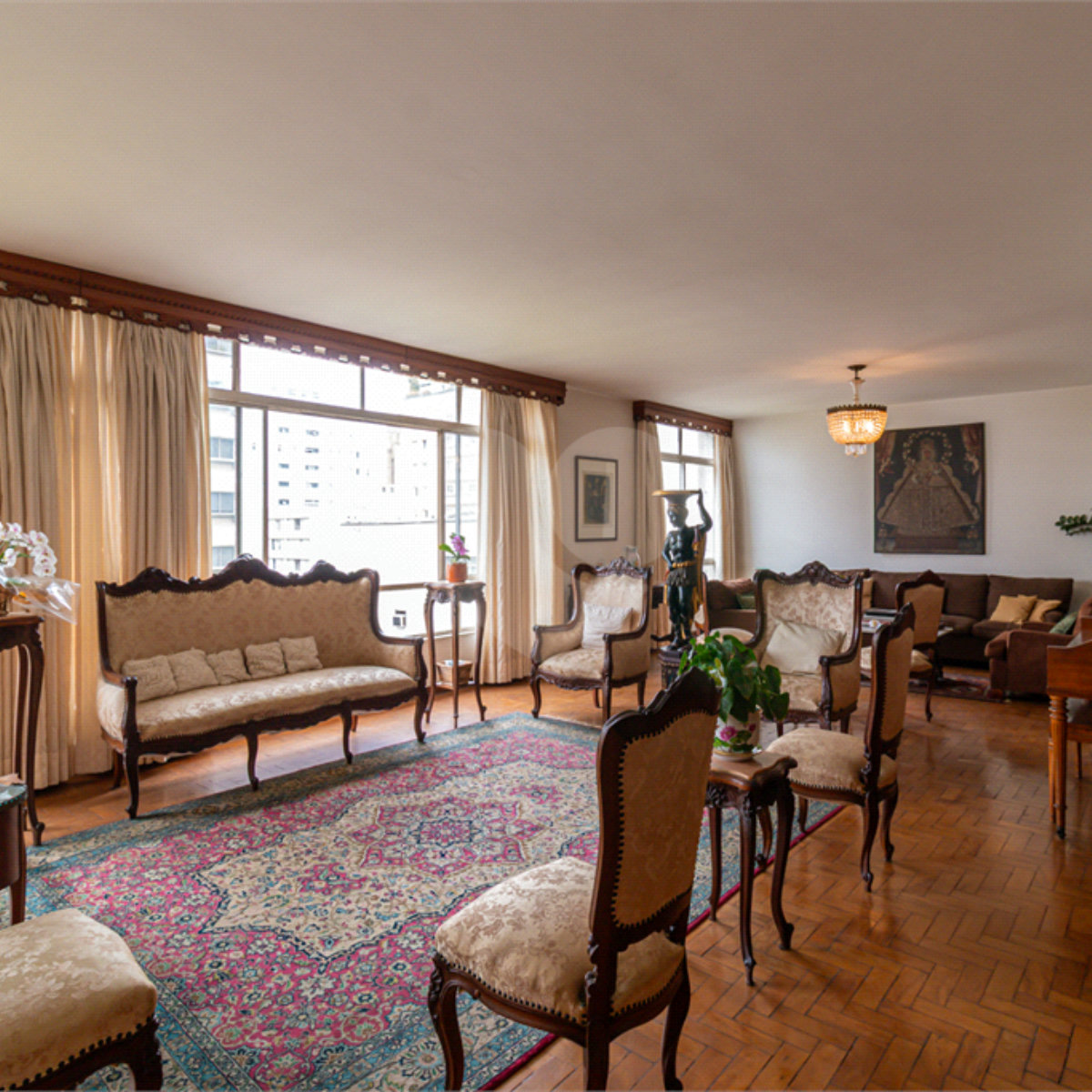 Apartamento à venda com 3 quartos, sendo 1 suíte, em Jardim Paulista, São Paulo, SP