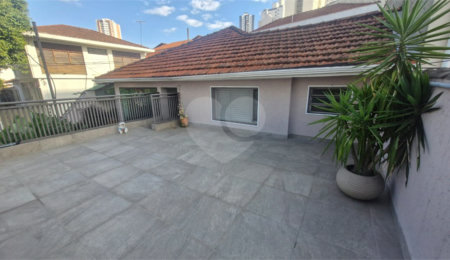 Casa Térrea à venda com 3 quartos, sendo 2 suítes,  em Santana, São Paulo, SP