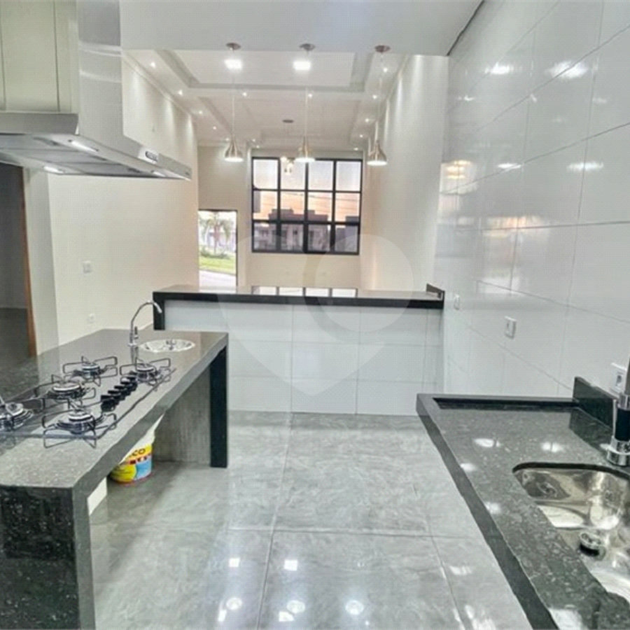 Casa à venda com 3 quartos, sendo 2 suítes, no condomínio Condomino Campos do Conde - Fase 2, Sorocaba - SP