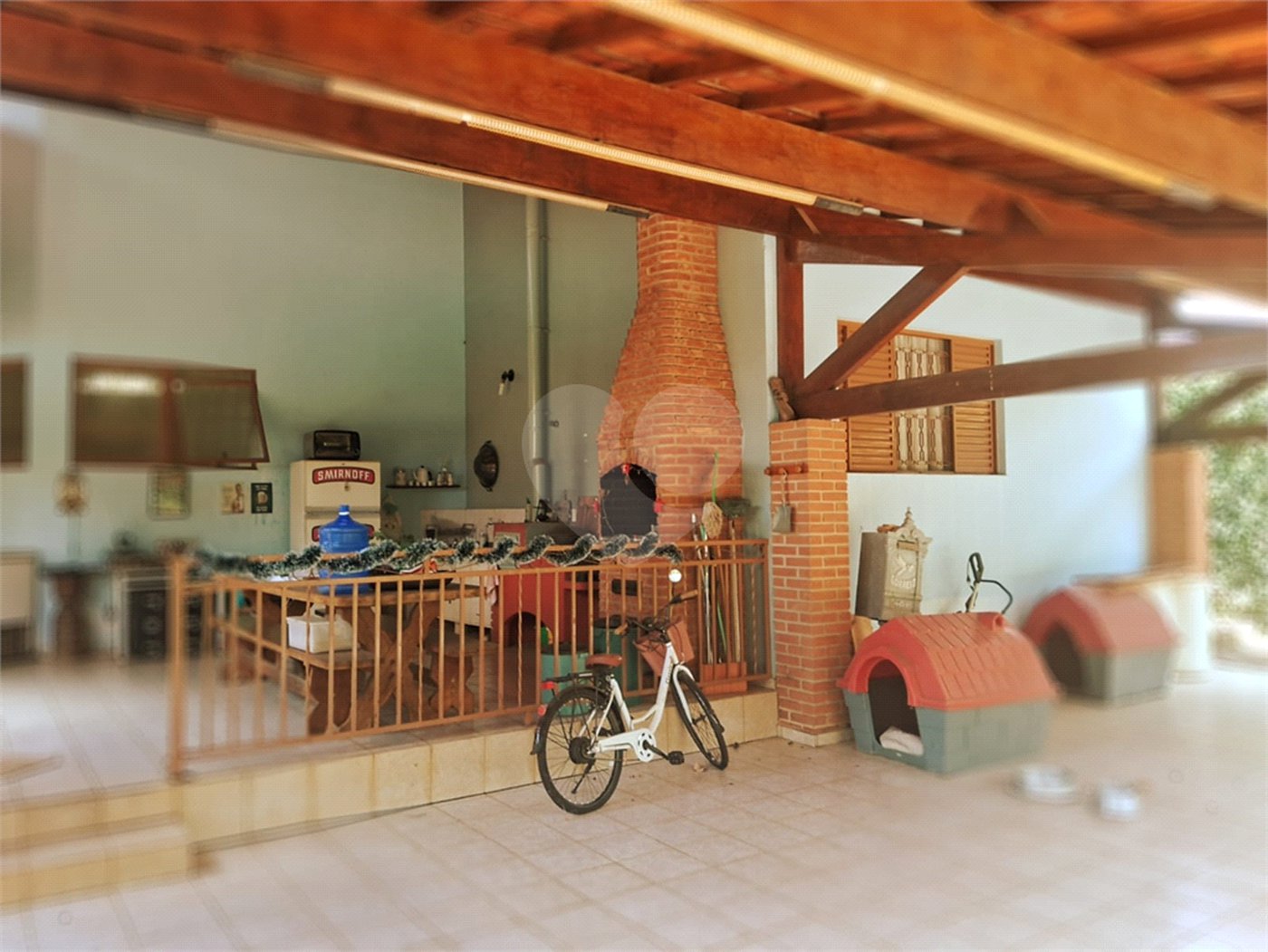 Casa à venda com 3 quartos, sendo 1 suíte, no condomínio Acmti - Colinas do Mosteiro, Terras de Itaici e Recanto dos Pássaros, Indaiatuba - SP