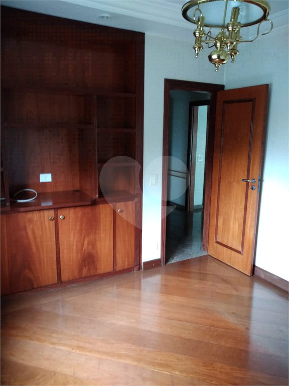 Apartamento à venda com 4 quartos, sendo 2 suítes, em Vila Monumento, São Paulo, SP